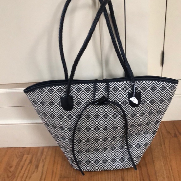 Neiman Marcus tote new - Picture 1 of 5